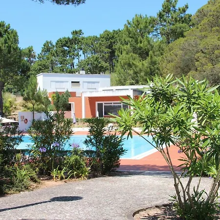 Ferienhaus Nadadouro Ocean Breeze House